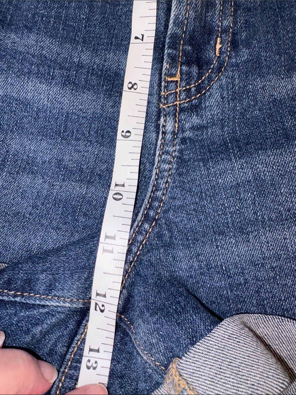 Old Navy Mid-rise Boyfriend Dark Blue Rolled Hem Denim Shorts Plus Size 24 - Picture 10 of 11